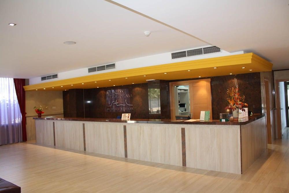 Stil Victoria Playa Hotel Es Migjorn Gran Bagian luar foto